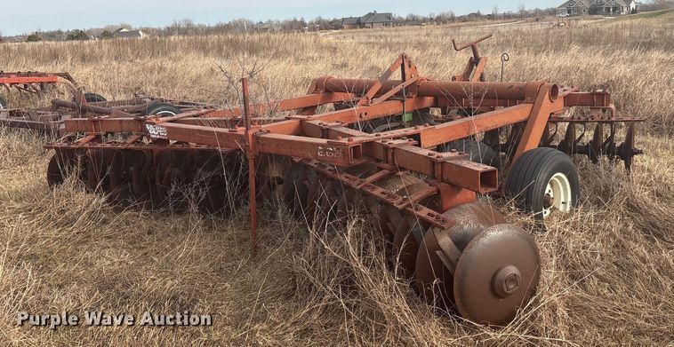 image for item ET4116 White Farm Equipment 265 tandem disk