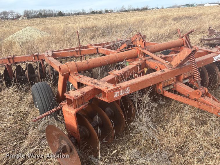 image for item ET4116 White Farm Equipment 265 tandem disk