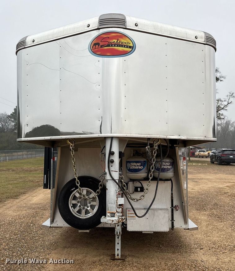 image for item ET7356 2020 Sundowner Horizon 6910 RS horse trailer