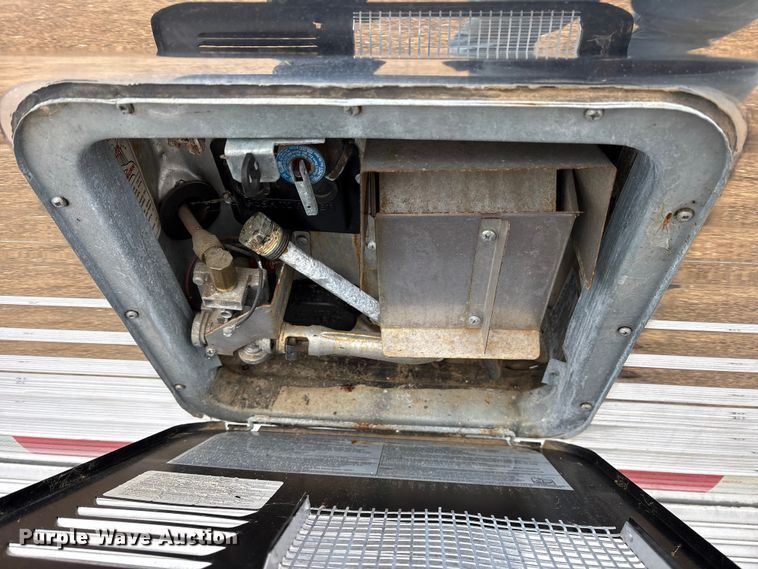 image for item ET7356 2020 Sundowner Horizon 6910 RS horse trailer