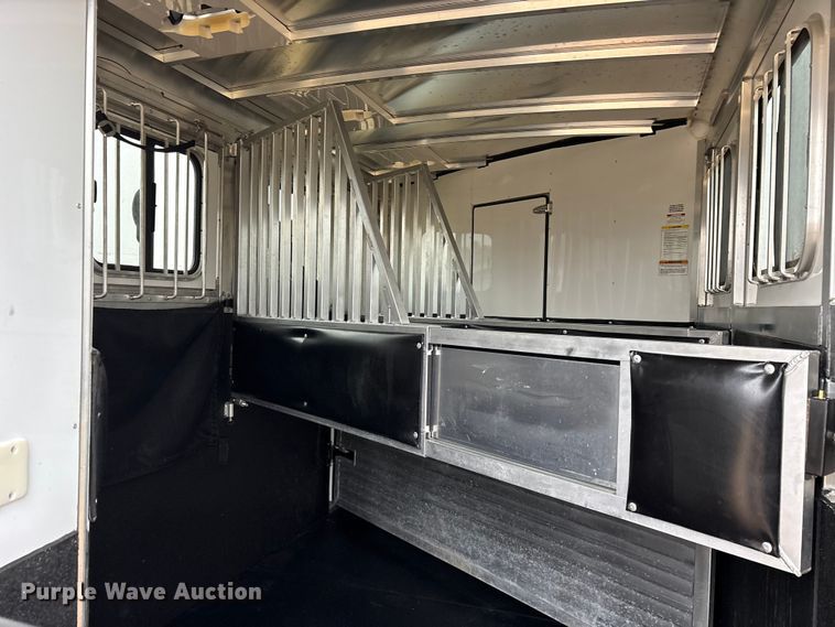 image for item ET7356 2020 Sundowner Horizon 6910 RS horse trailer