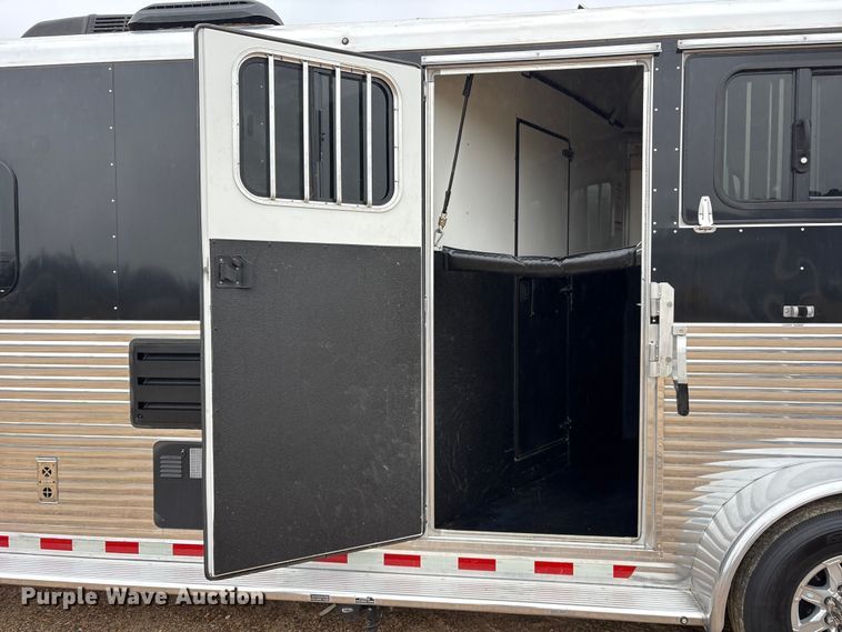 image for item ET7356 2020 Sundowner Horizon 6910 RS horse trailer