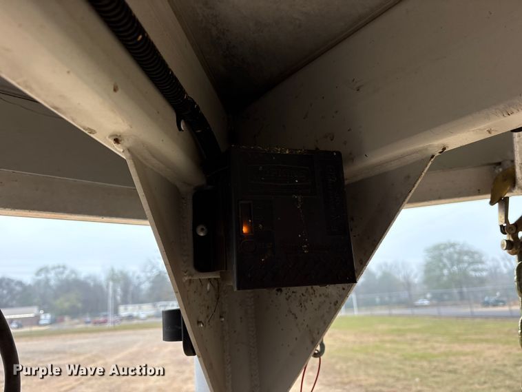 image for item ET7356 2020 Sundowner Horizon 6910 RS horse trailer