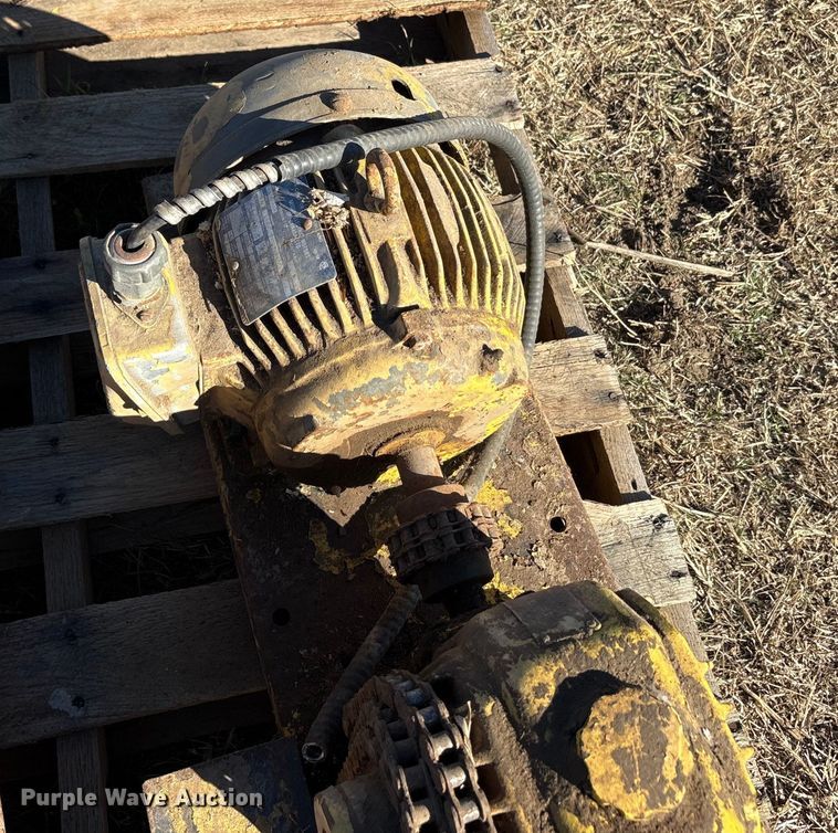 image for item EU0161 90 degree auger