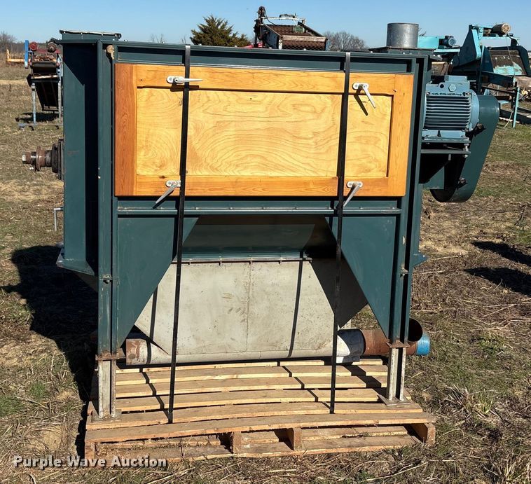 image for item EU0164 Delta Cimbra Unigrain seed cleaner