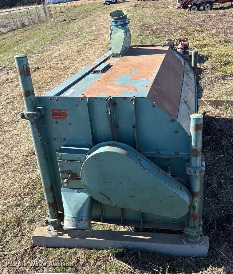 image for item EU0166 Hart. Carter Disc Separator 2527 seed separator