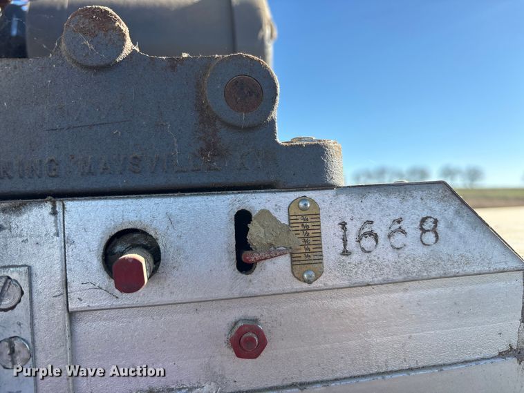 image for item EU0167 Dodder Mill 52 roll machine