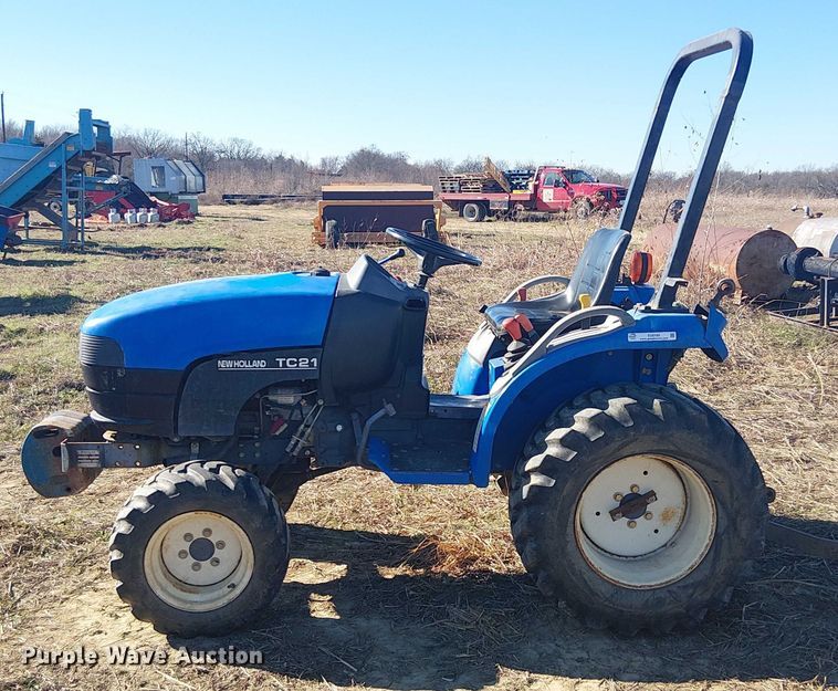 image for item EU0169 New Holland TC21 MFWD tractor