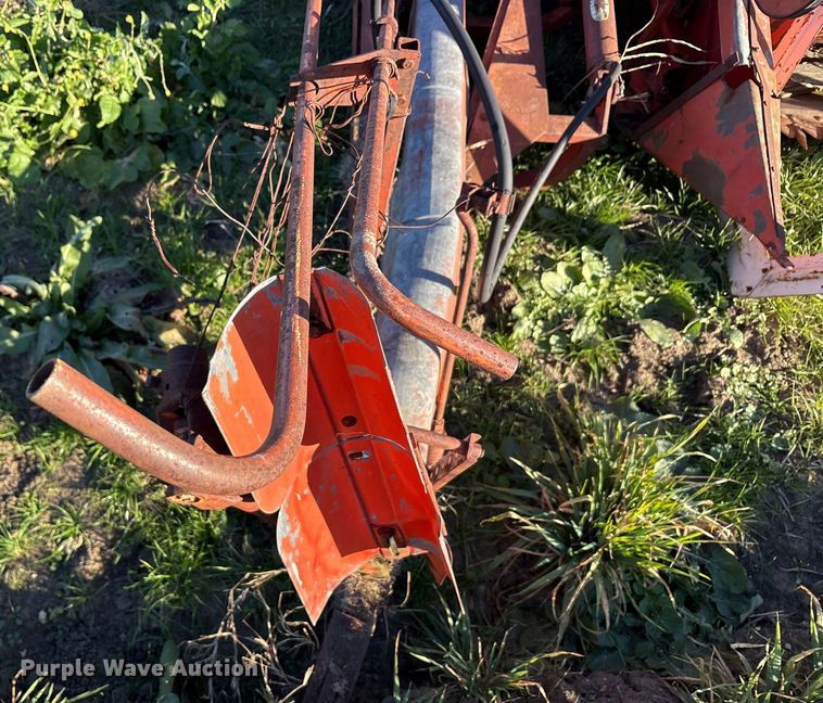 image for item EU0184 (2) Allis-Chalmers all crop harvesters