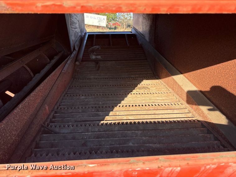 image for item EU0184 (2) Allis-Chalmers all crop harvesters