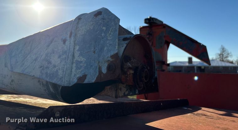 image for item EU0184 (2) Allis-Chalmers all crop harvesters