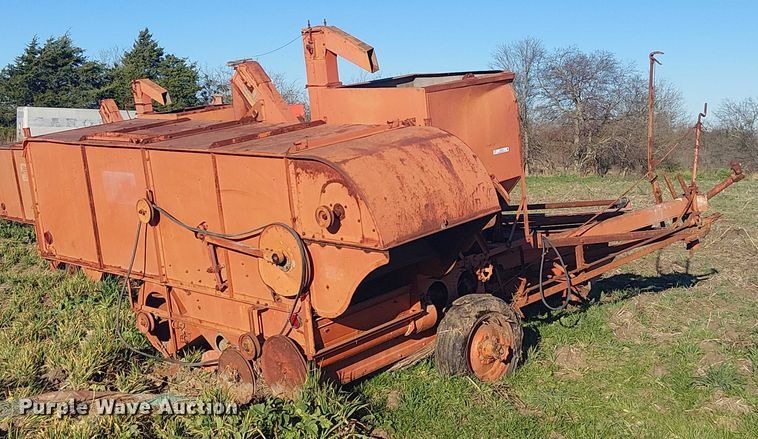 image for item EU0185 (2) Allis-Chalmers all crop harvesters