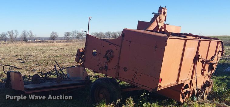 image for item EU0185 (2) Allis-Chalmers all crop harvesters