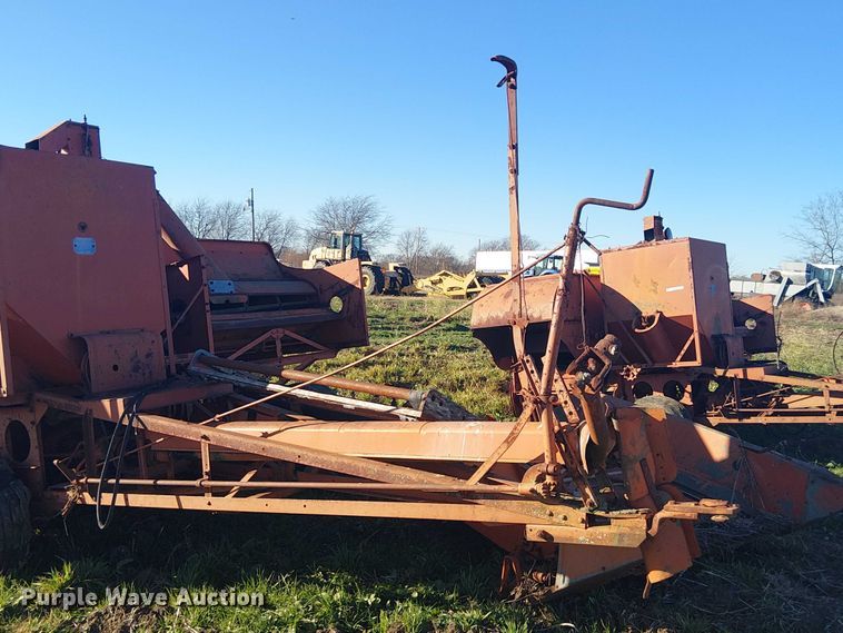 image for item EU0185 (2) Allis-Chalmers all crop harvesters