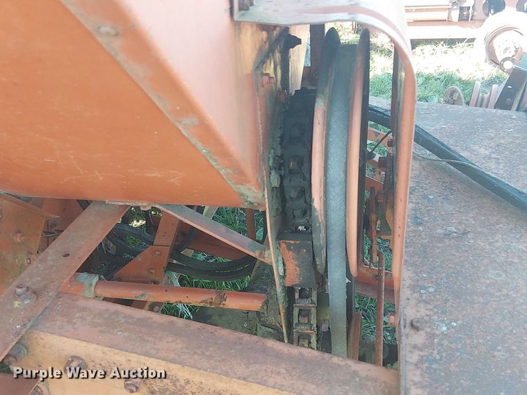 image for item EU0185 (2) Allis-Chalmers all crop harvesters