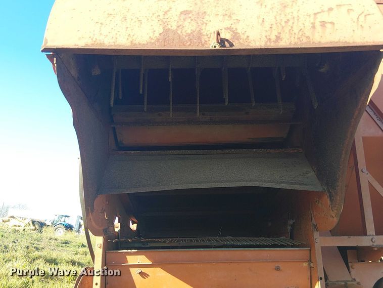 image for item EU0185 (2) Allis-Chalmers all crop harvesters