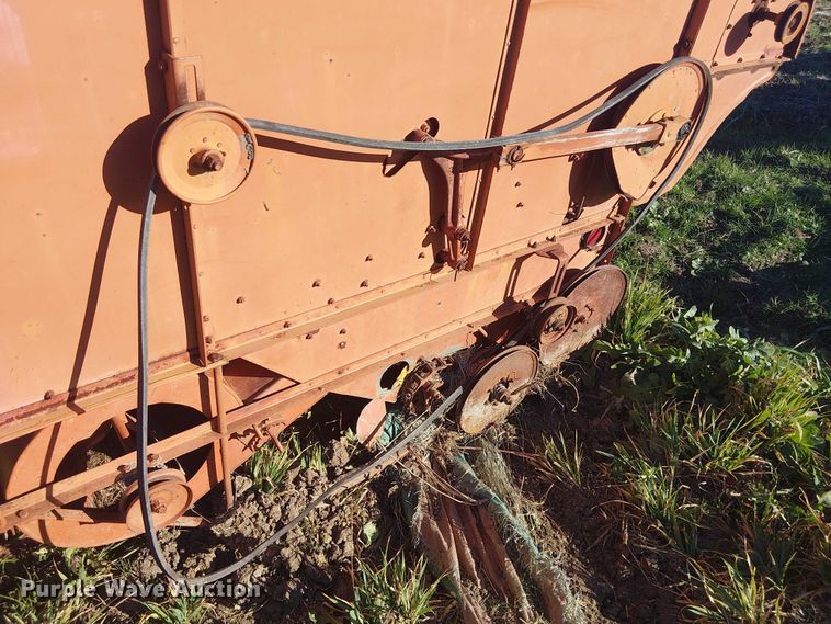 image for item EU0185 (2) Allis-Chalmers all crop harvesters