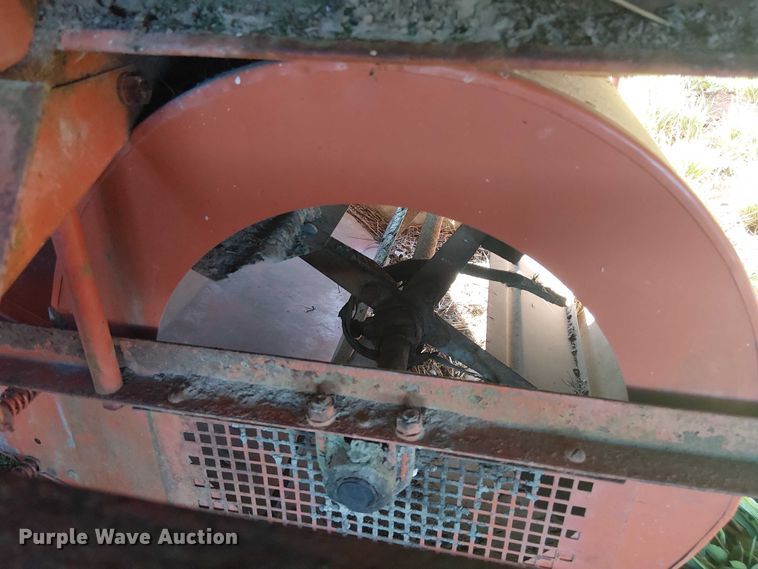 image for item EU0185 (2) Allis-Chalmers all crop harvesters