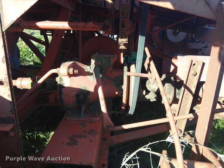 image for item EU0185 (2) Allis-Chalmers all crop harvesters