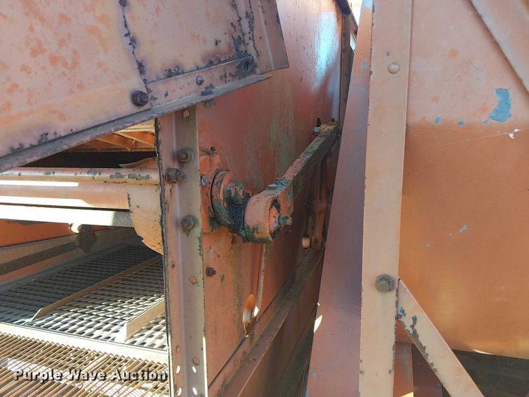 image for item EU0185 (2) Allis-Chalmers all crop harvesters