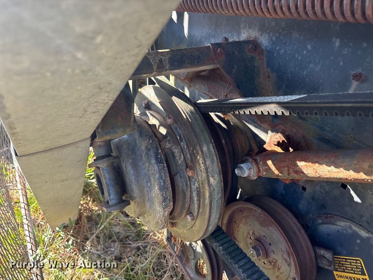 image for item EU0186 Gleaner F2 combine