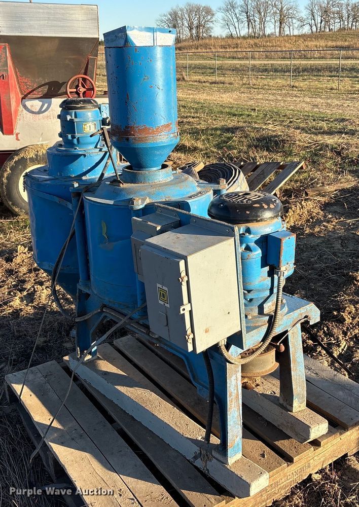 image for item EU0192 AT Ferrell double barrel corner