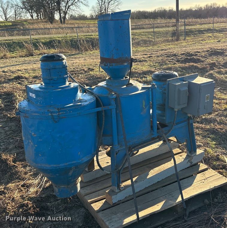 image for item EU0192 AT Ferrell double barrel corner