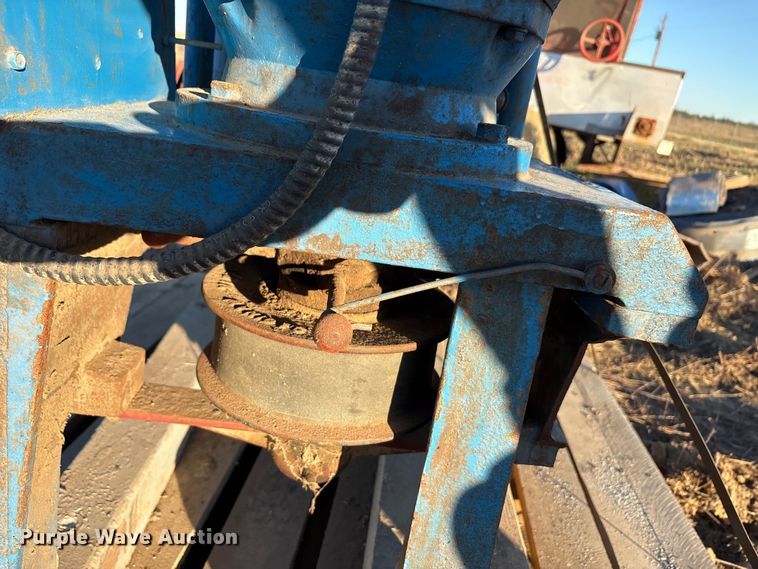 image for item EU0192 AT Ferrell double barrel corner