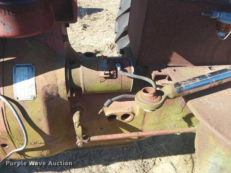 image for item EU0198 International SM tractor