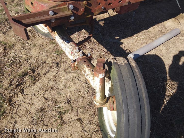 image for item EU0198 International SM tractor