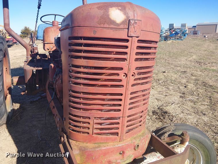 image for item EU0198 International SM tractor