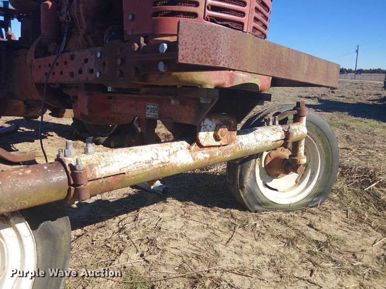 image for item EU0198 International SM tractor