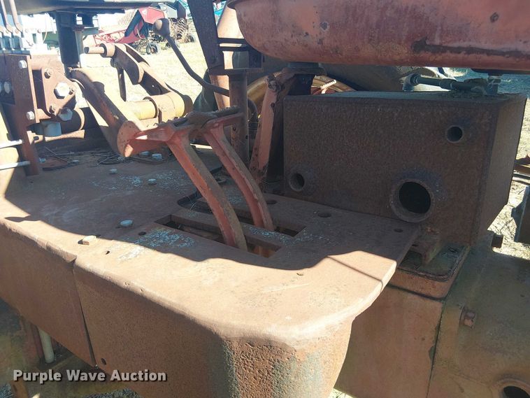 image for item EU0198 International SM tractor