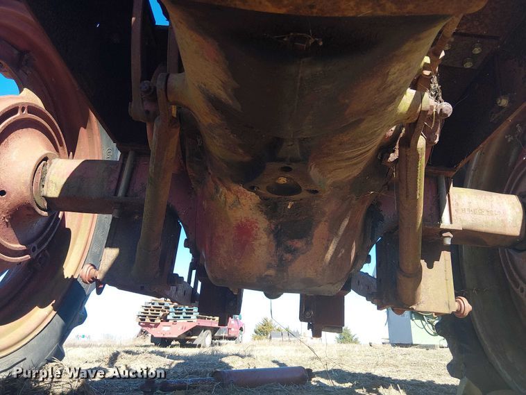 image for item EU0198 International SM tractor