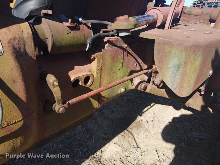 image for item EU0198 International SM tractor