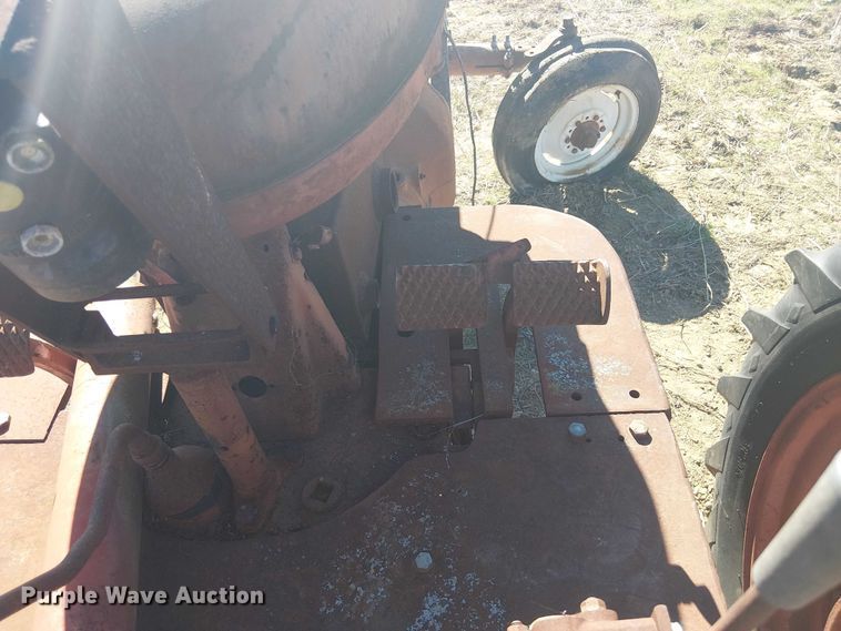 image for item EU0198 International SM tractor