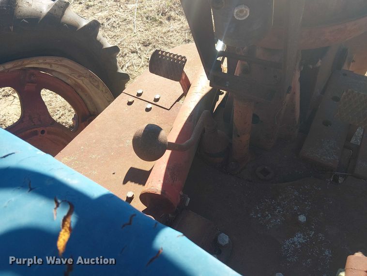 image for item EU0198 International SM tractor