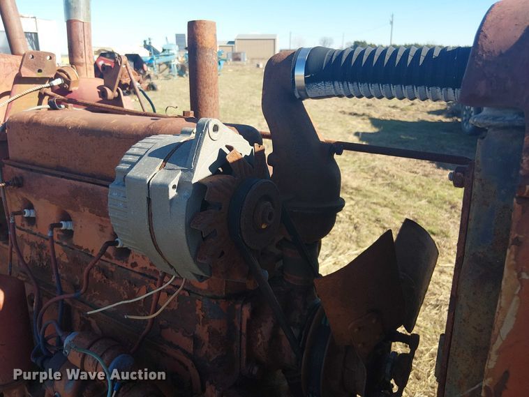 image for item EU0198 International SM tractor