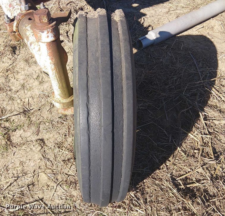 image for item EU0198 International SM tractor