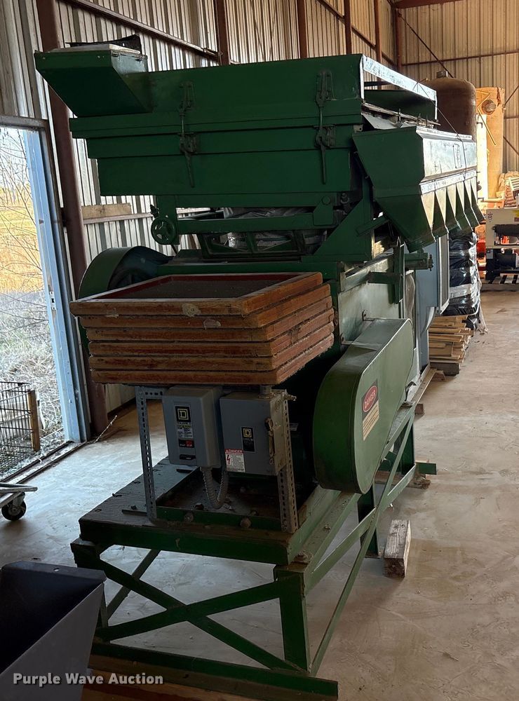image for item EU0200 Sutton Steele Ax-250 seed separator