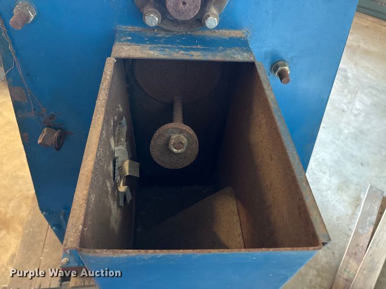 image for item EU0204 Seed cleaner 