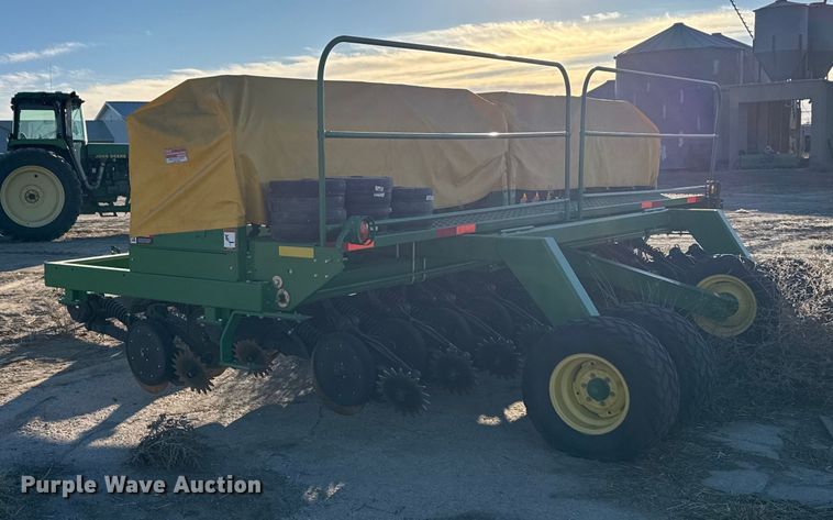image for item EU6486 2011 John Deere 1590 grain drill