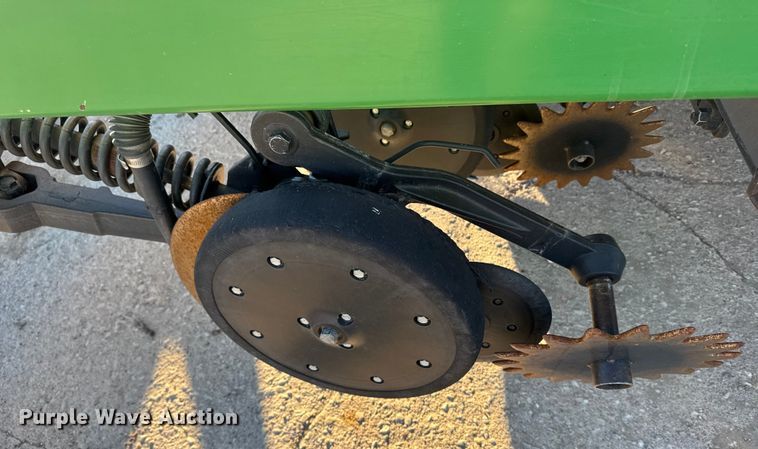 image for item EU6486 2011 John Deere 1590 grain drill
