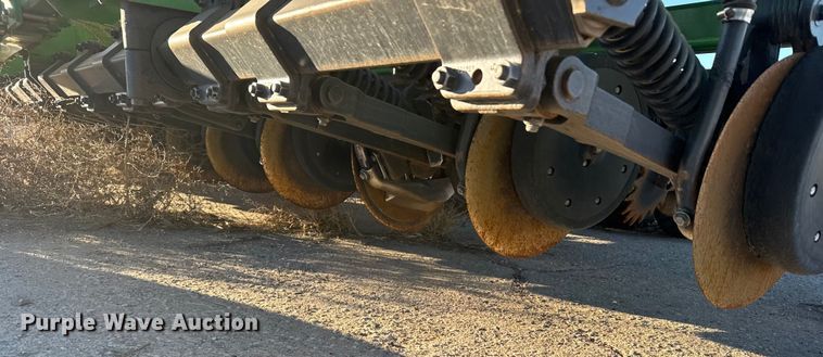 image for item EU6486 2011 John Deere 1590 grain drill