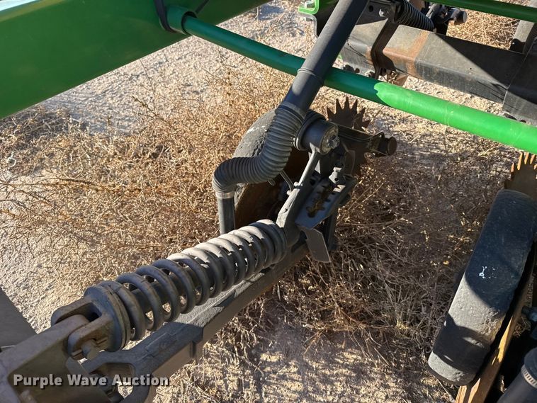 image for item EU6486 2011 John Deere 1590 grain drill