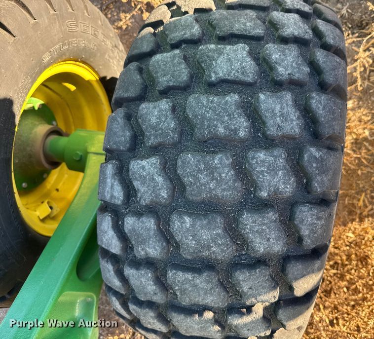 image for item EU6486 2011 John Deere 1590 grain drill