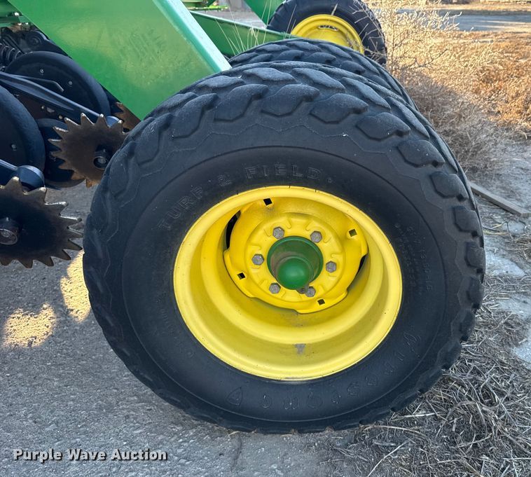 image for item EU6486 2011 John Deere 1590 grain drill