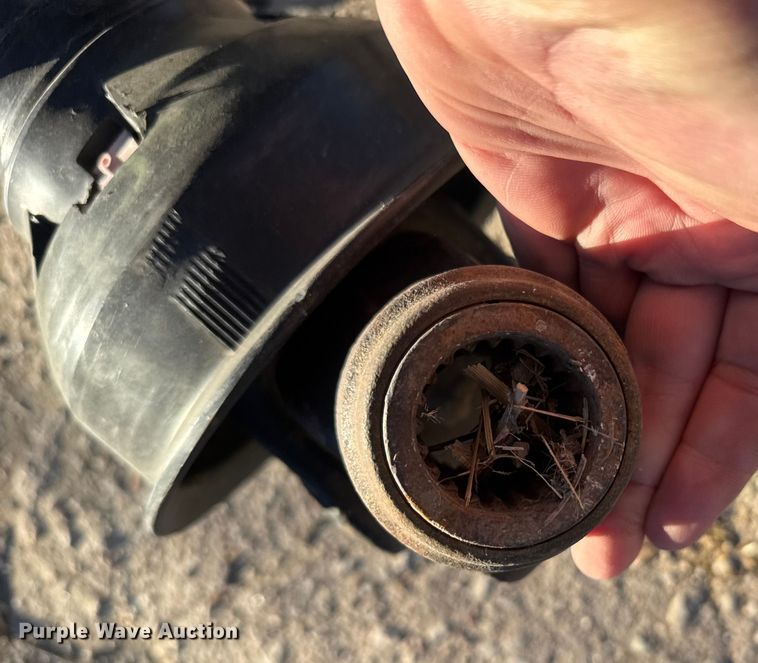 image for item EU6487 2014 John Deere 956 swather / windrower