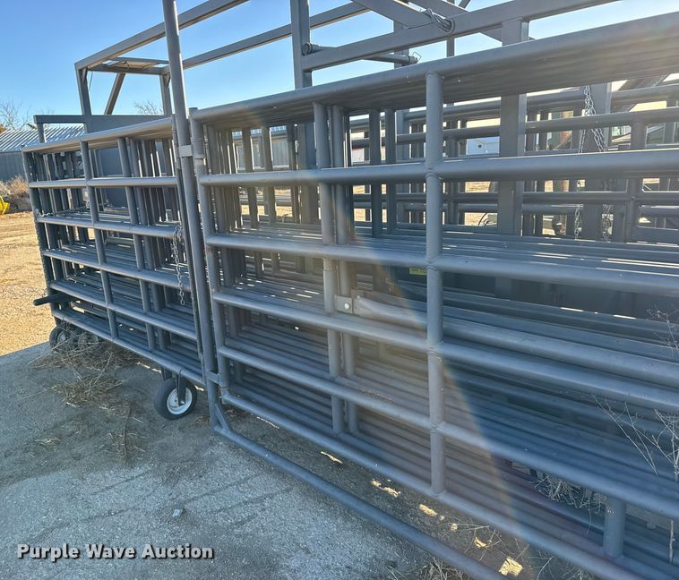 image for item EU6488 Rawhide portable corral