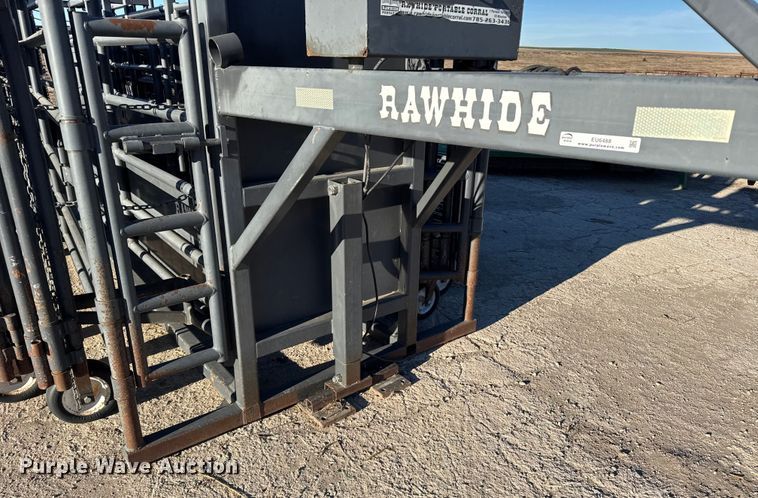 image for item EU6488 Rawhide portable corral